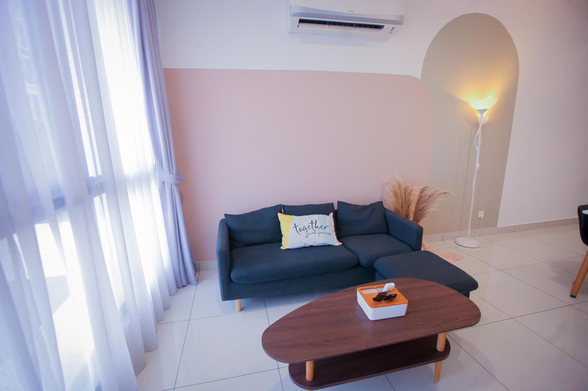 Econest Apartment By The One - Educity Nusajaya นุสาจายา ภายนอก รูปภาพ