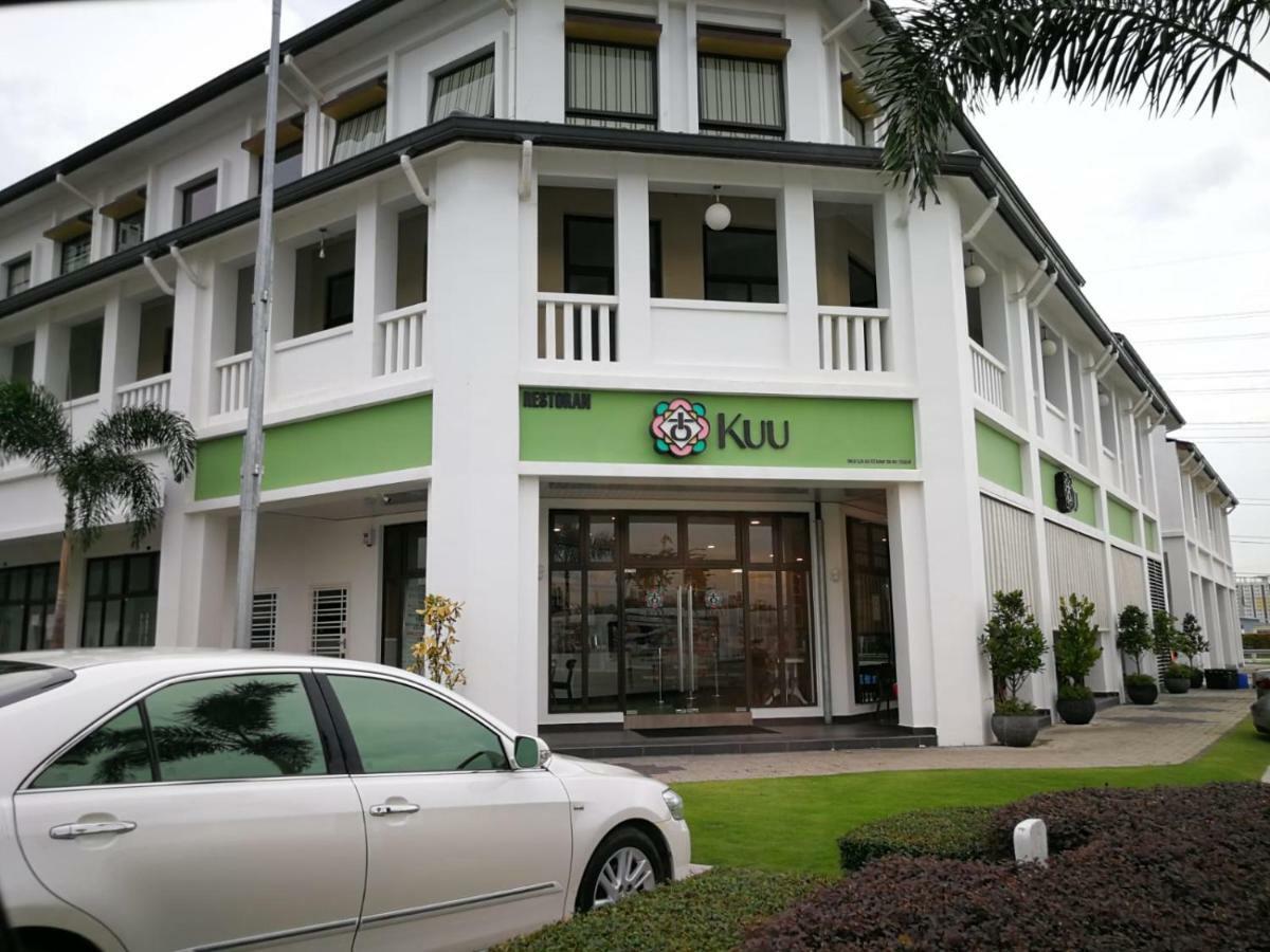 Econest Apartment By The One - Educity Nusajaya นุสาจายา ภายนอก รูปภาพ