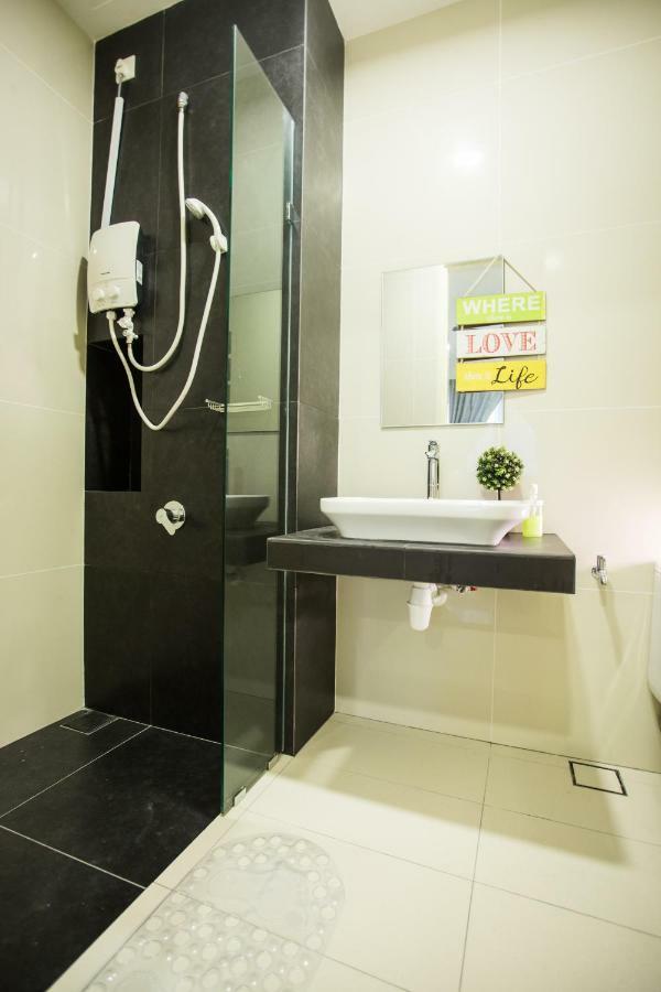 Econest Apartment By The One - Educity Nusajaya นุสาจายา ภายนอก รูปภาพ