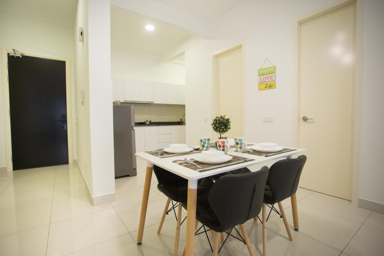 Econest Apartment By The One - Educity Nusajaya นุสาจายา ภายนอก รูปภาพ